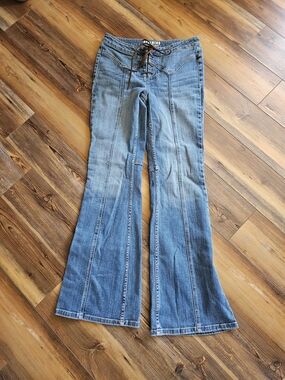 Women’s Light Blue Lace-Up Flared Jeans By Idyllwind Size 8